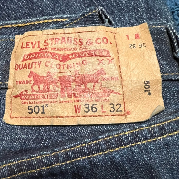 Levis 501 Ted tag Button up Denim Jeans - Picture 2 of 3
